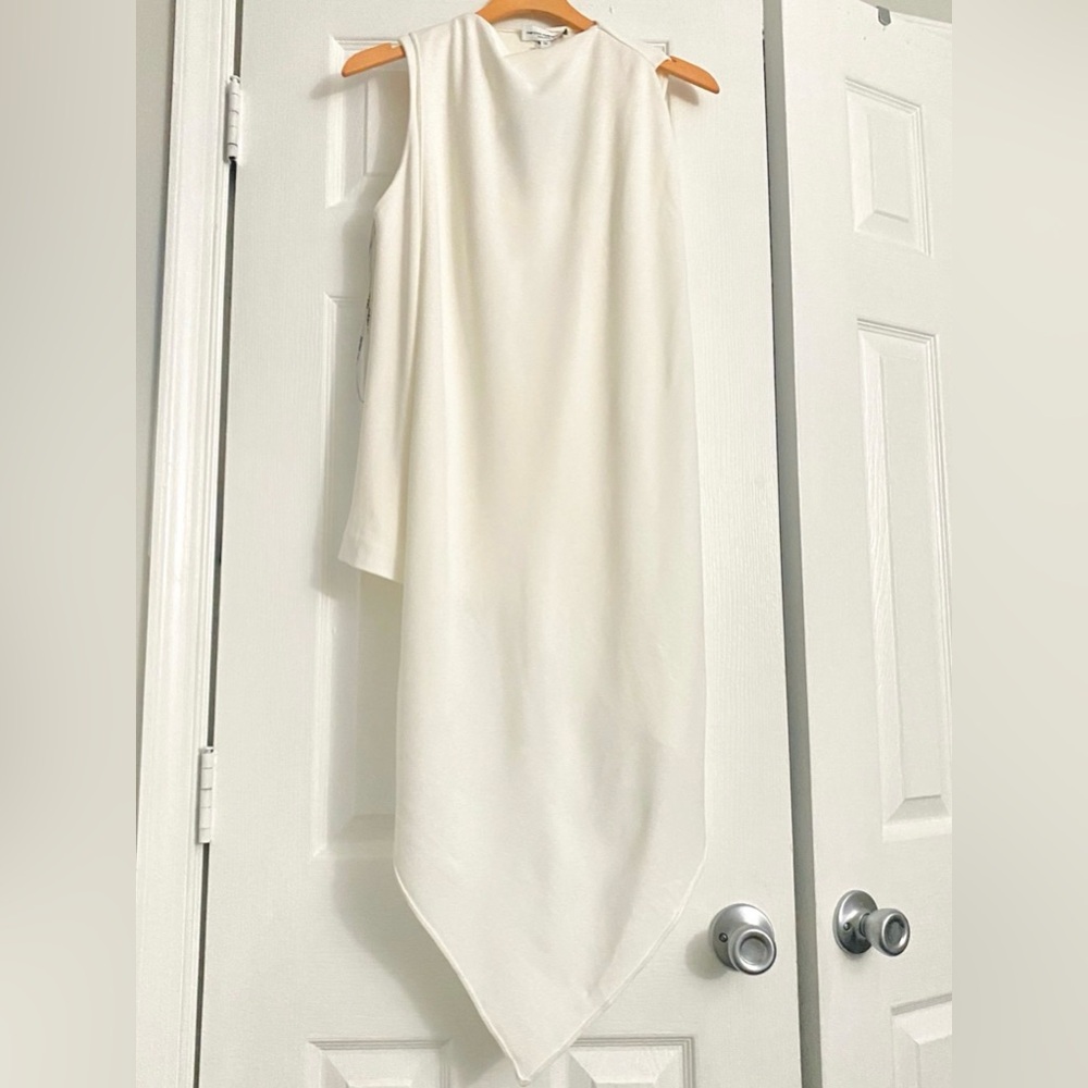 NARCISO RODRIGUEZ Sleeveless Cape Top NWT Size 38